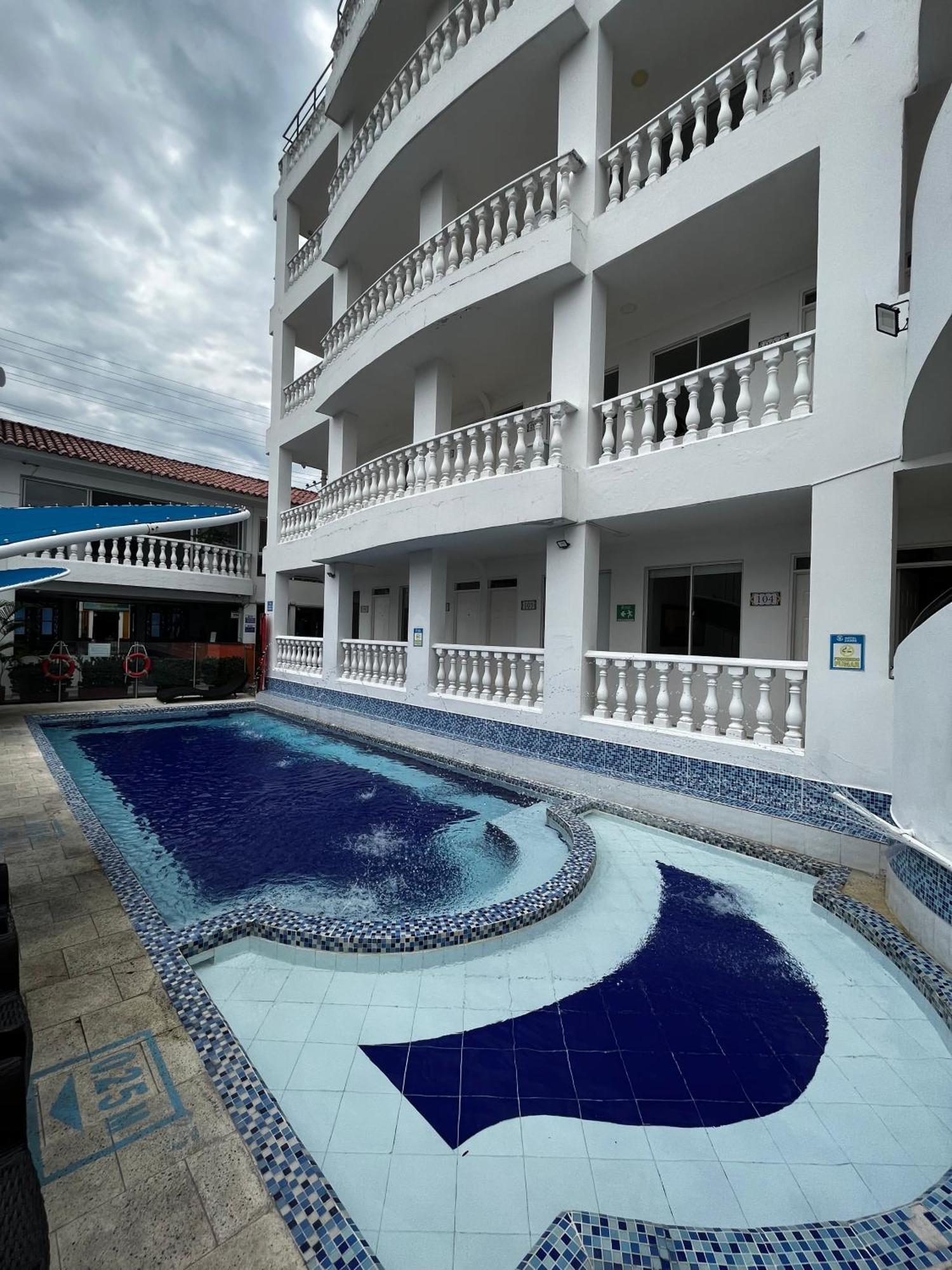 Hotel Zamba Жирардо Екстер'єр фото