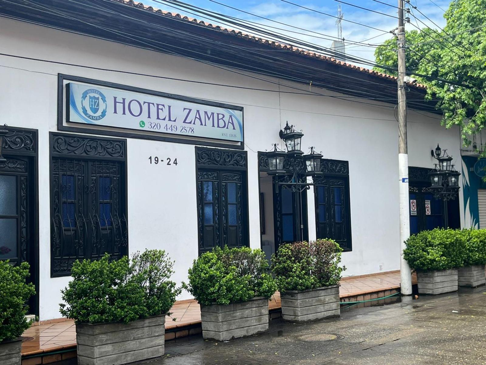 Hotel Zamba Жирардо Екстер'єр фото