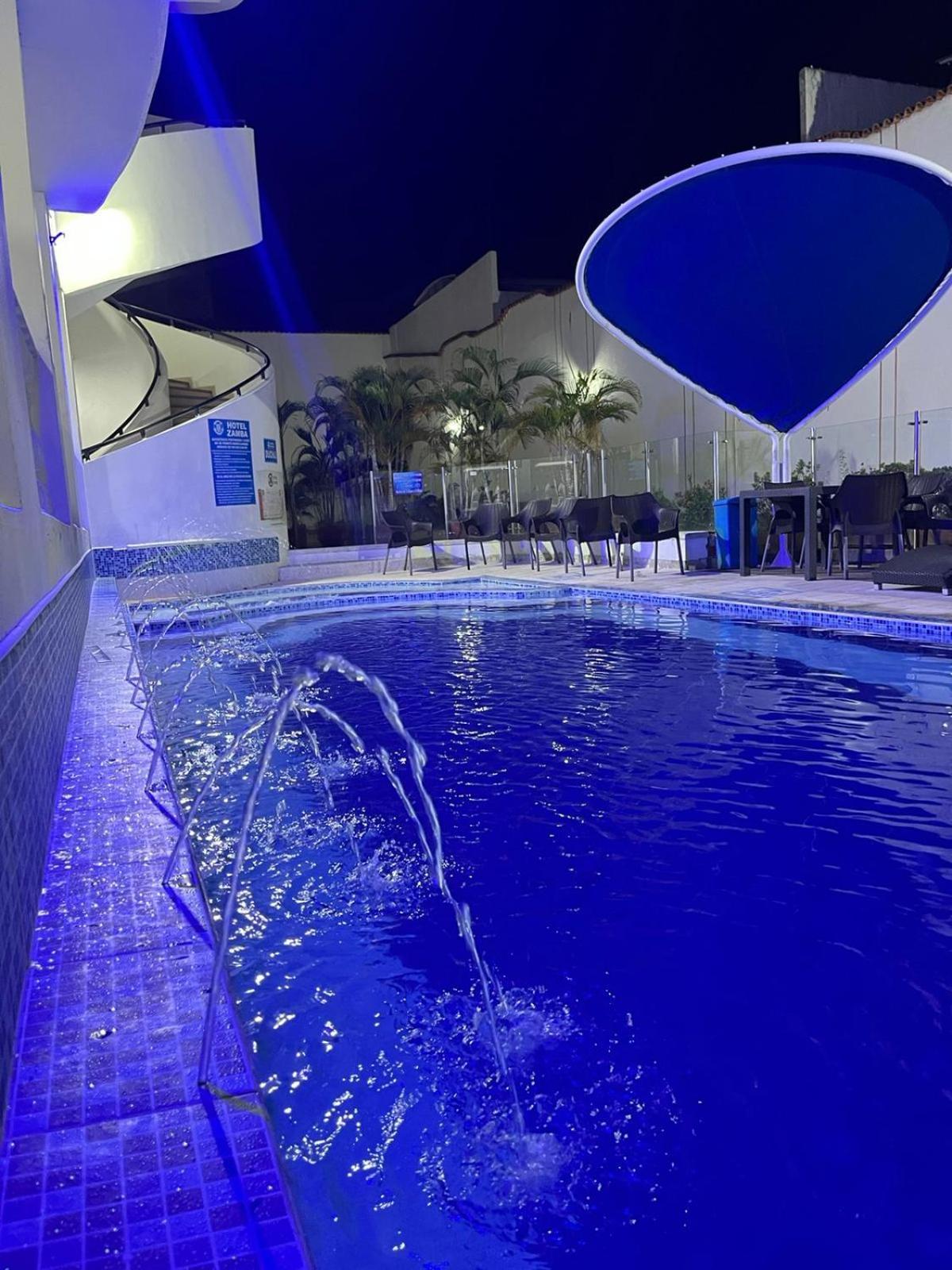 Hotel Zamba Жирардо Екстер'єр фото