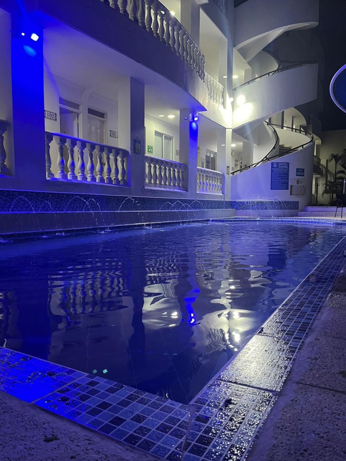 Hotel Zamba Жирардо Екстер'єр фото